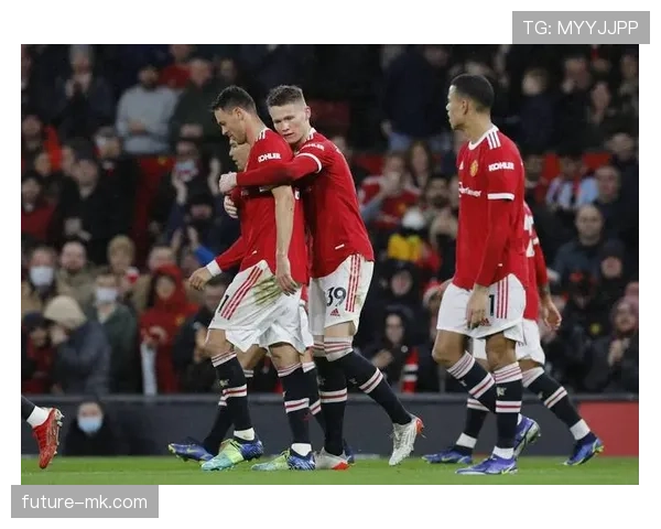 曼联防线失误问题持续，稳定性承压影响赛季关键阶段